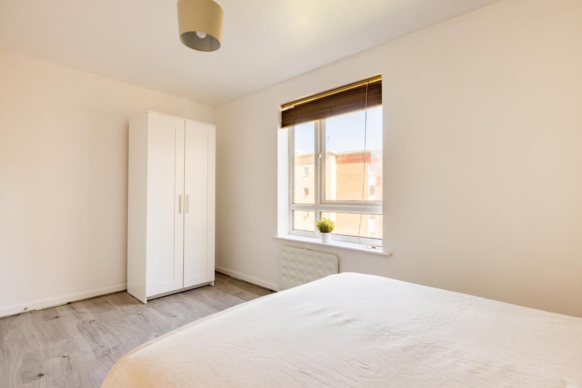 2 Bed Balcony Flat Near Wembley Park *